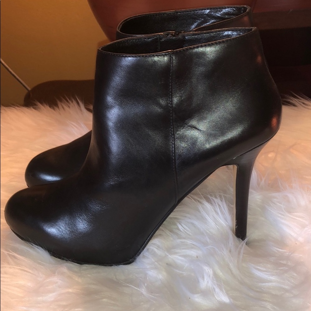 Nine West Leather Bootie